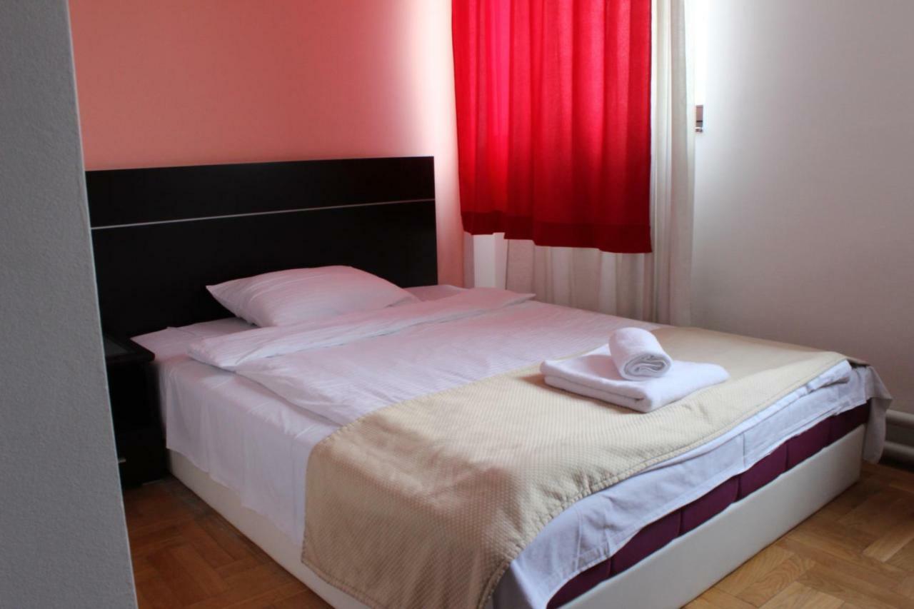 Hotel Beograd - Yu Lukavica Экстерьер фото