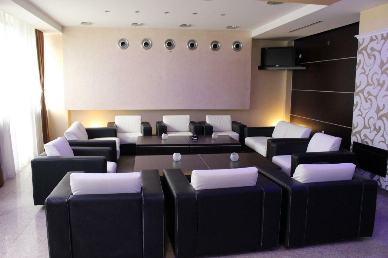 Hotel Beograd - Yu Lukavica Экстерьер фото