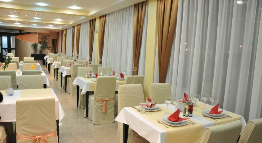 Hotel Beograd - Yu Lukavica Экстерьер фото